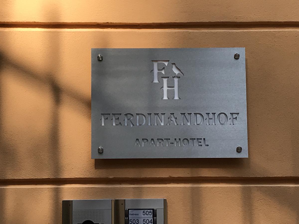 Ferdinandhof Apart-Hotel Карлови Вари Екстериор снимка